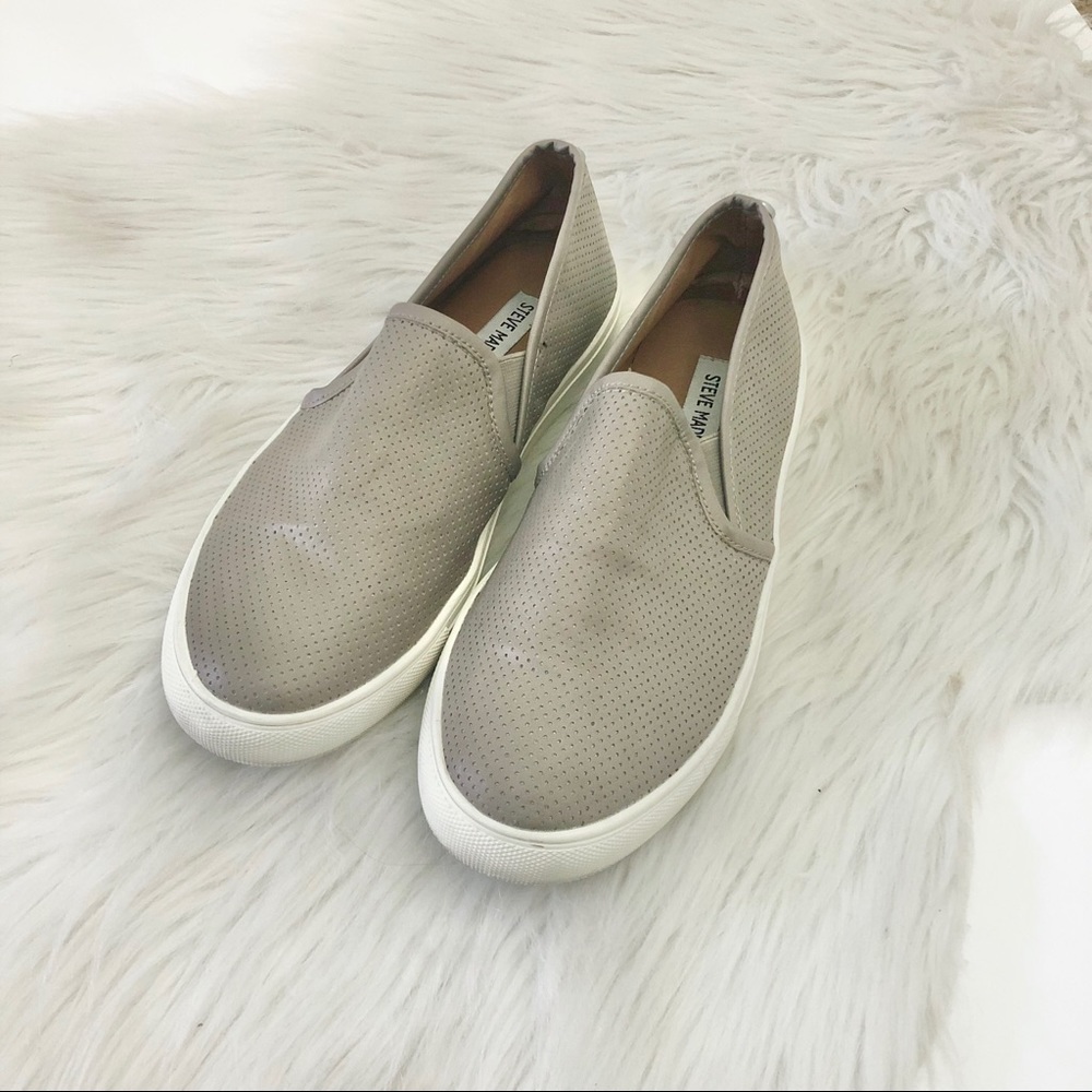 Steve Madden slip on shoes size 9.5